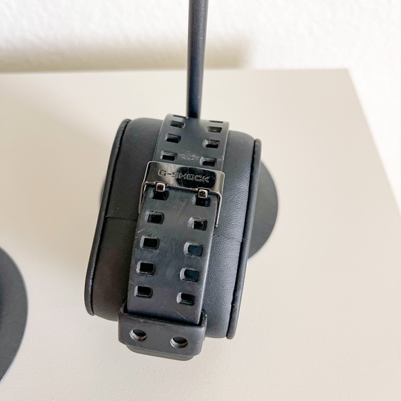 Casio GD-100 G-Shock Mens Watch - Picture 2 of 7